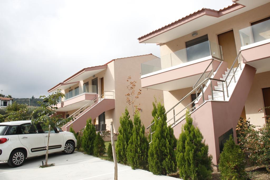Polychrono Apartments Exterior foto